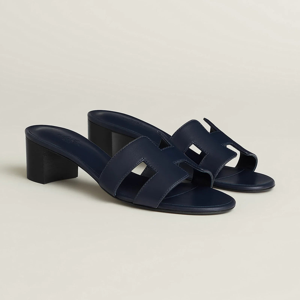 H OASIS HEELED SANDALS NAVY