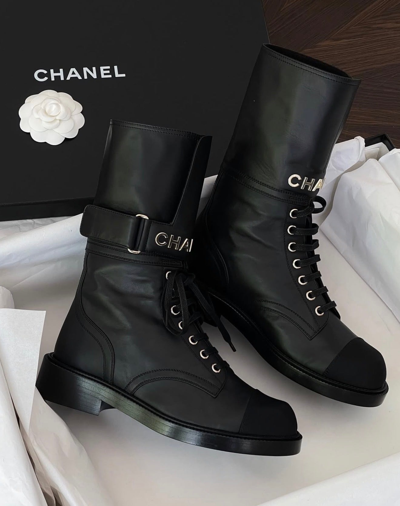 LACE UP BIKER BOOTS