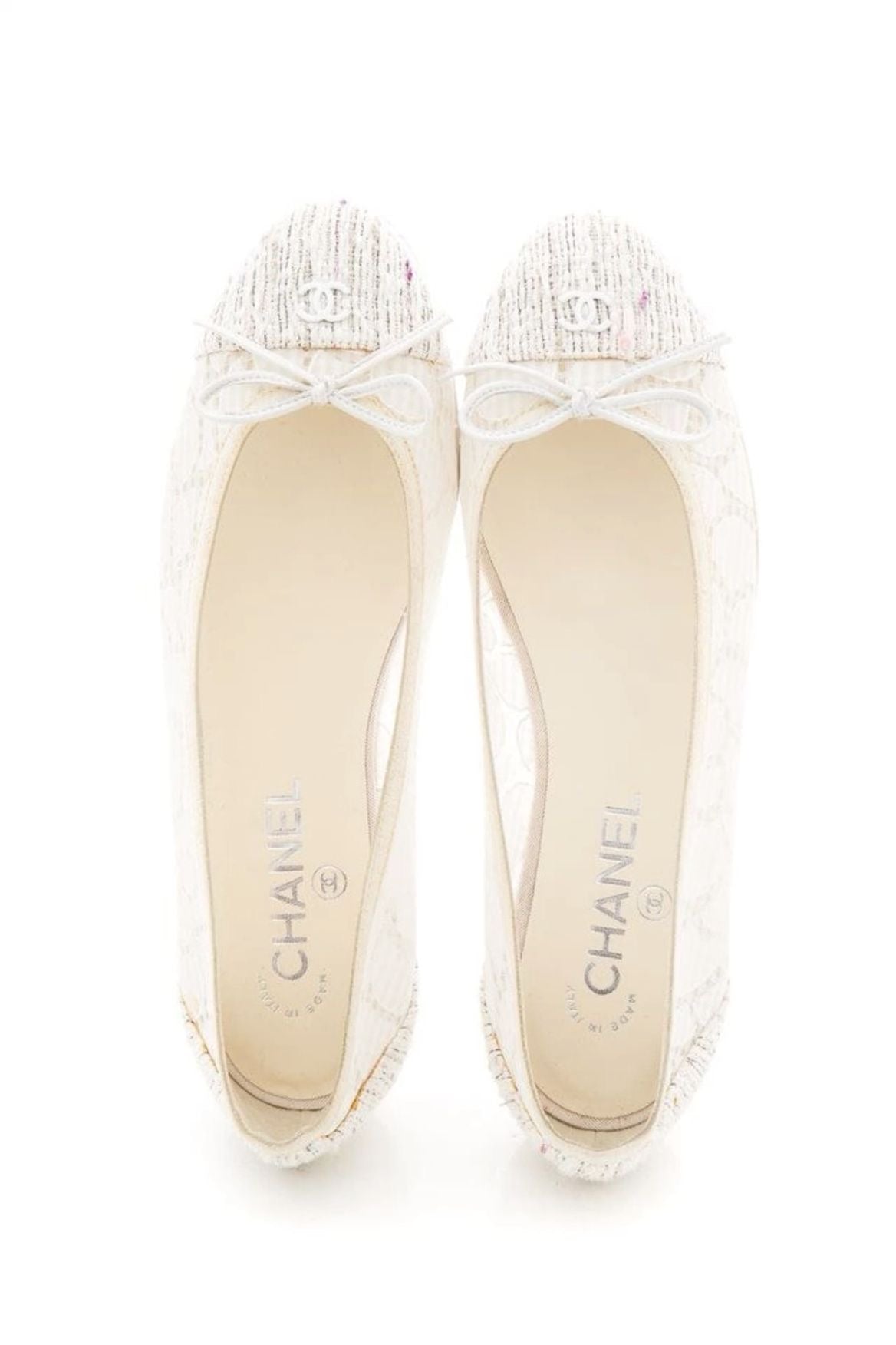 WHITE TEXTURED BALLERINA FLATS