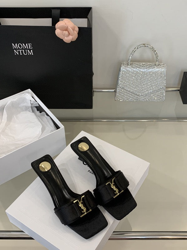 "YSL" KITTEN HEELD