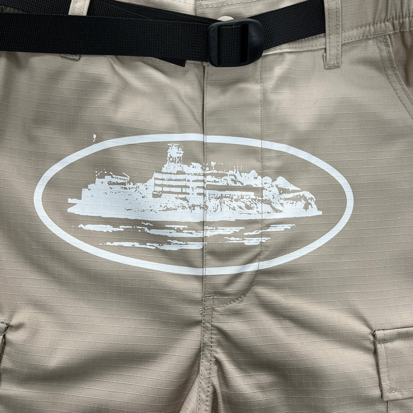 cargo shorts beige