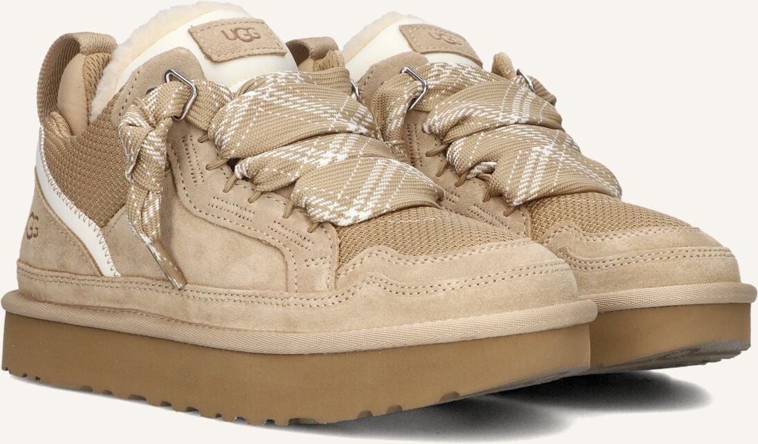 Sneaker A10