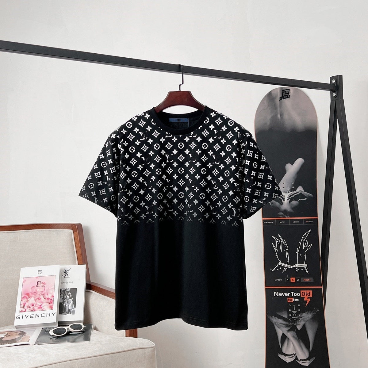 'Lou' Style Tee